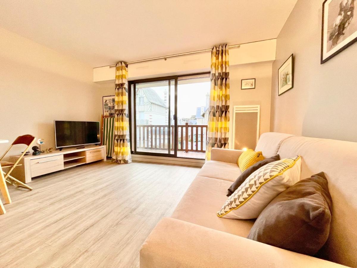 Echappee Chic - Balcon - 150 M Casino Deauville & Plage Esterno foto